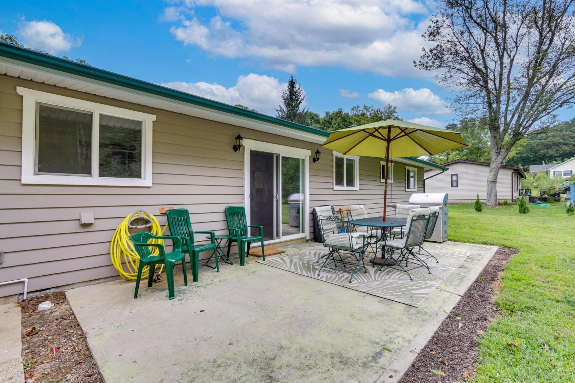 Cottage With Yard And Grill About 21 Mi To Hocking Hills! Nelsonville Екстер'єр фото